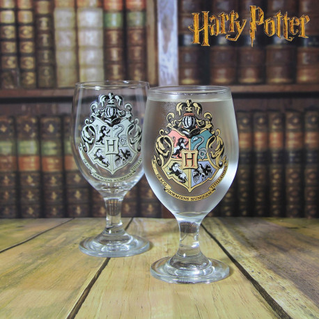 Le verre à pied Harry Potter magique: merveilleux et féérique