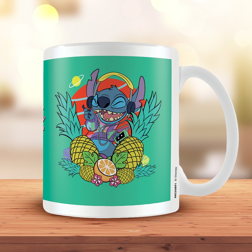 Set Cadeaux Stitch Disney : Tasse et Chaussettes sur Logeekdesign