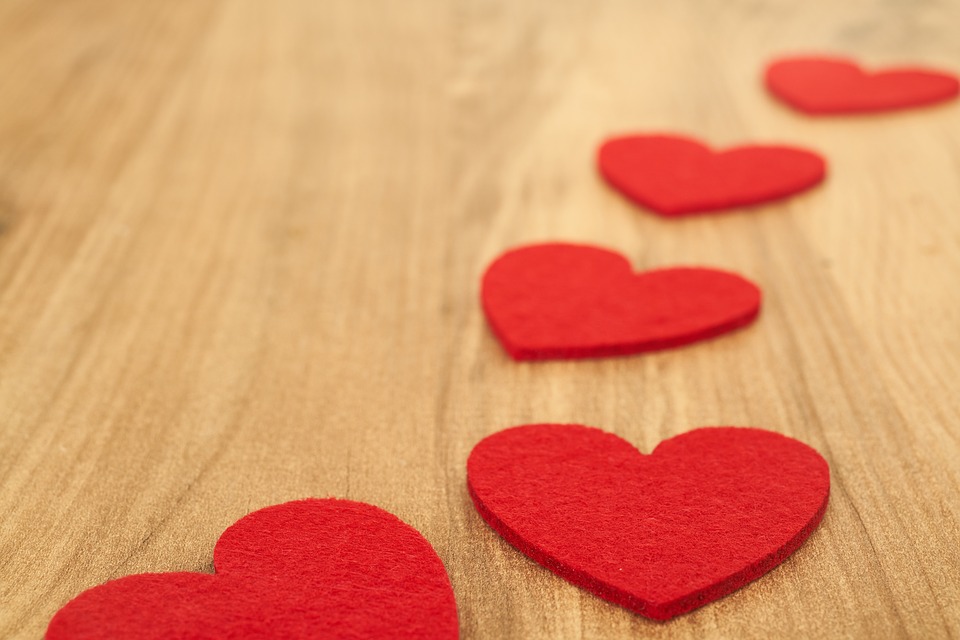 Saint-Valentin : nos idées cadeaux pour faire plaisir à sa femme ou sa  copine - Idées cadeaux